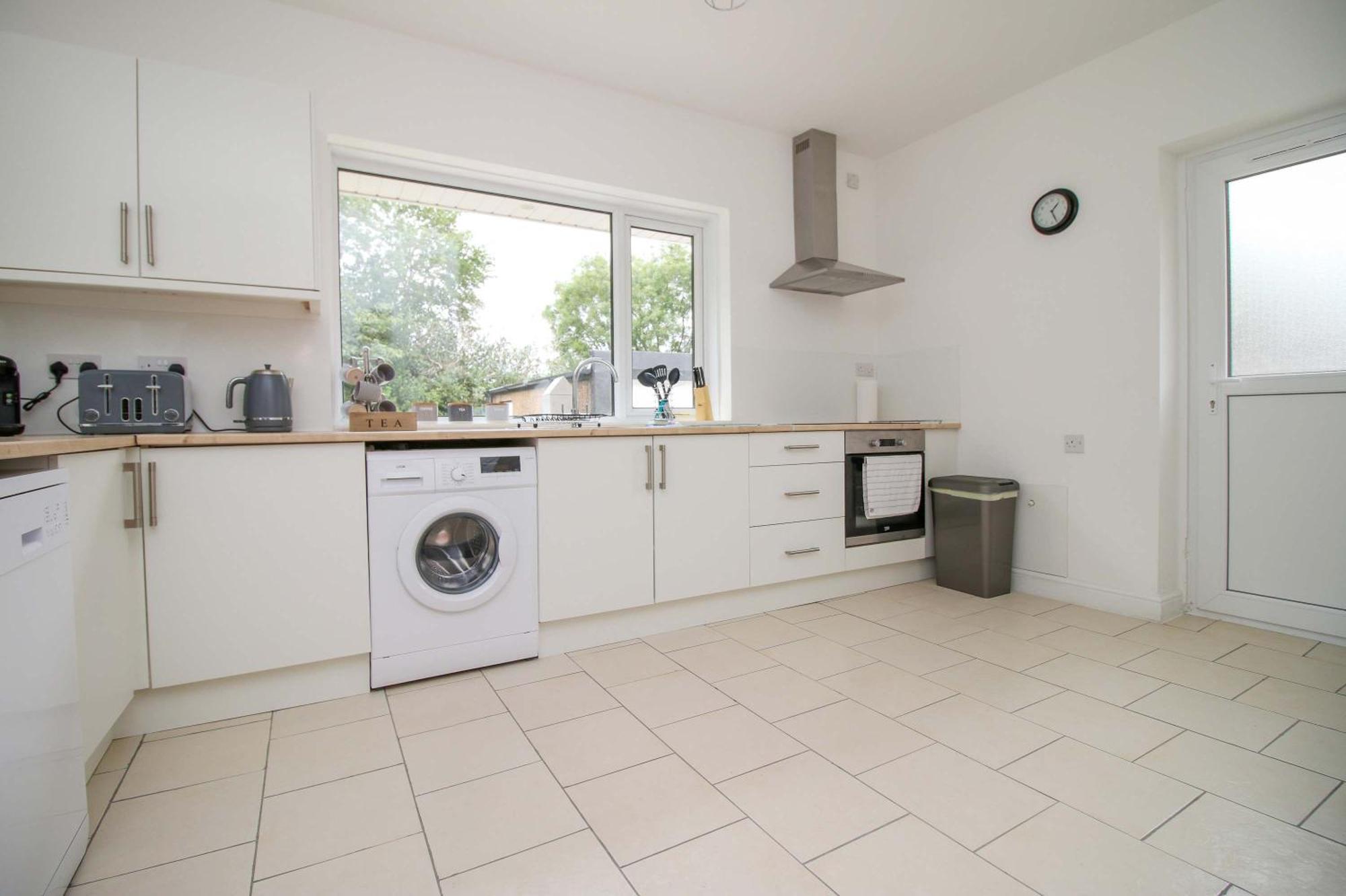 The Lockett Wonderful Large Bungalow Plympton, Plymouth Free Parking By Staystaycations Eksteriør bilde
